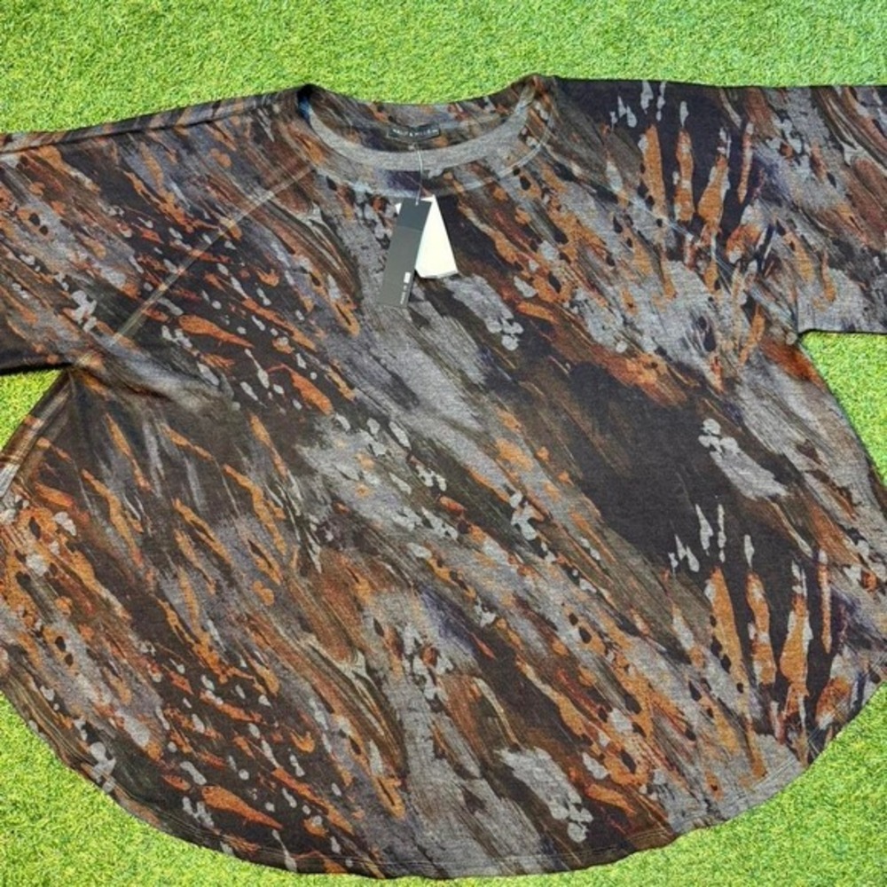 Nally & Millie Abstract Top (L/XL)